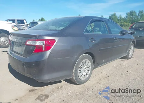 2014 Toyota Camry Le z USA, uszkodzony, nr VIN 4T4BF1FK7ER393891